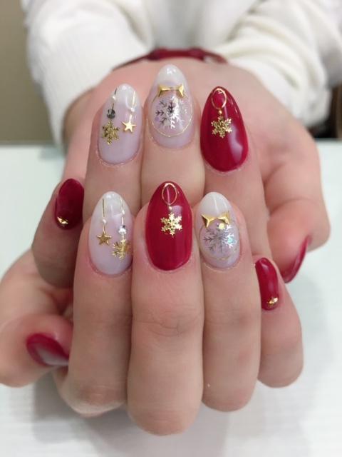 丸尾 悠 冬カラー かわいくて最新のジェルネイルサロンは広島市中区 Alufa Lulu